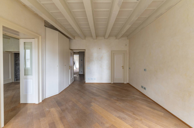 Palazzo in vendita a Bergamo