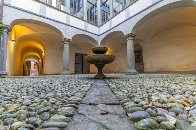 Palazzo in vendita a Bergamo
