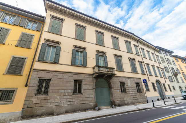 Ufficio in affitto a Bergamo