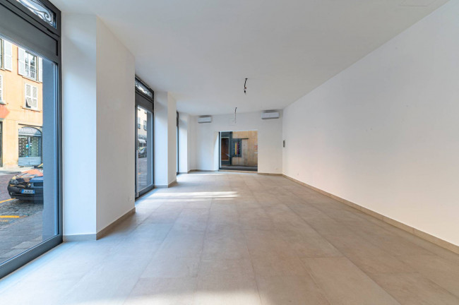  for rent in Bergamo