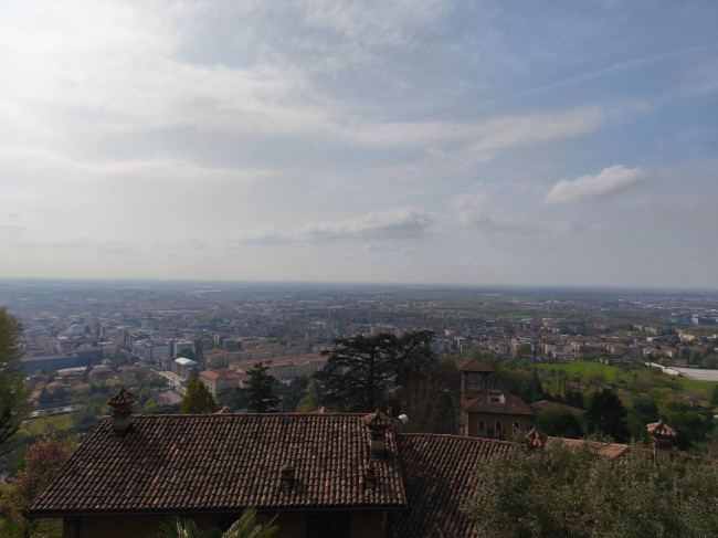 Appartamento in affitto a Bergamo