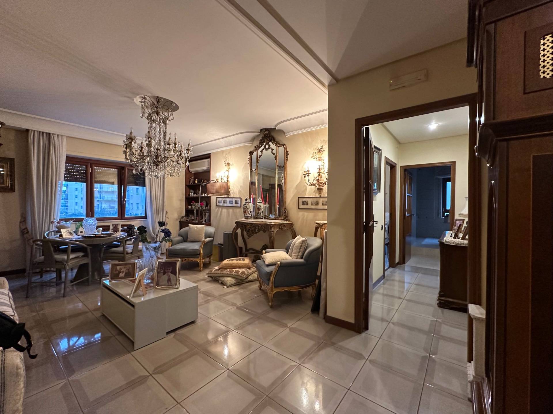 Appartamento in vendita a Colli Aminei, Napoli (NA)