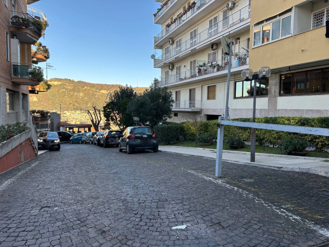 Appartamento in vendita a Vomero, Napoli (NA)