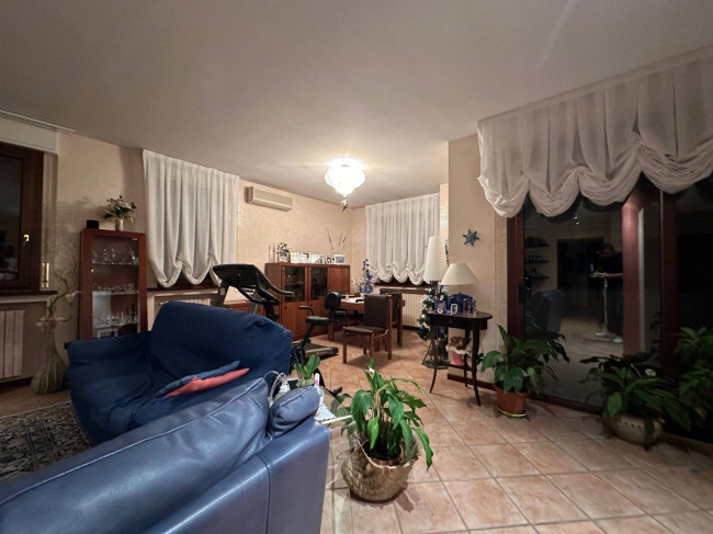 Villa in vendita a Pilastro, Langhirano (PR)