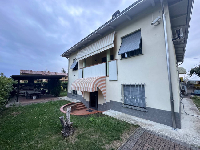 Villa in vendita a Pilastro, Langhirano (PR)