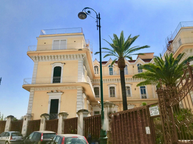 Studio/Ufficio in Affitto a Napoli