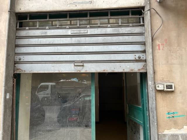 Immagine 1 di Locale commerciale in affitto  in Via Sammartino 17 b a Palermo