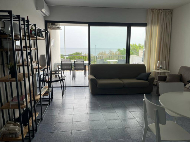 Villette a schiera in Affitto a Palermo