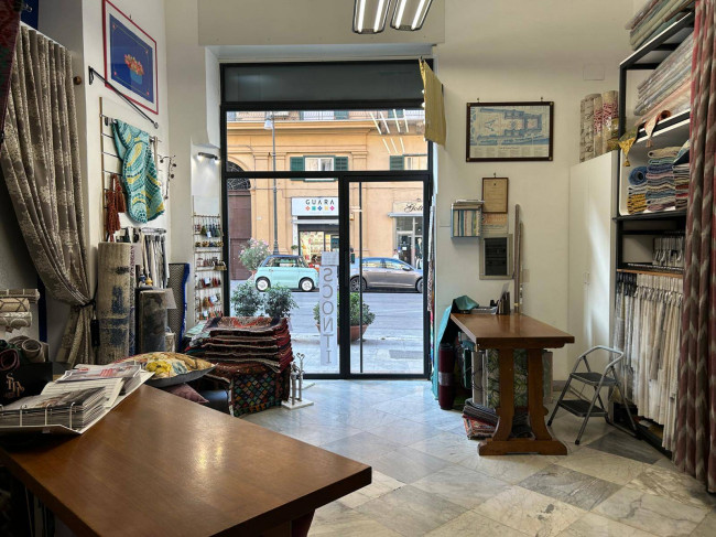 Locale commerciale in Vendita a Palermo