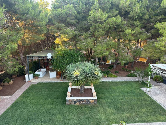 Villa in Vendita a Ustica
