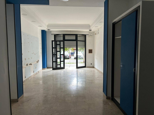 Locale commerciale in Affitto a Palermo