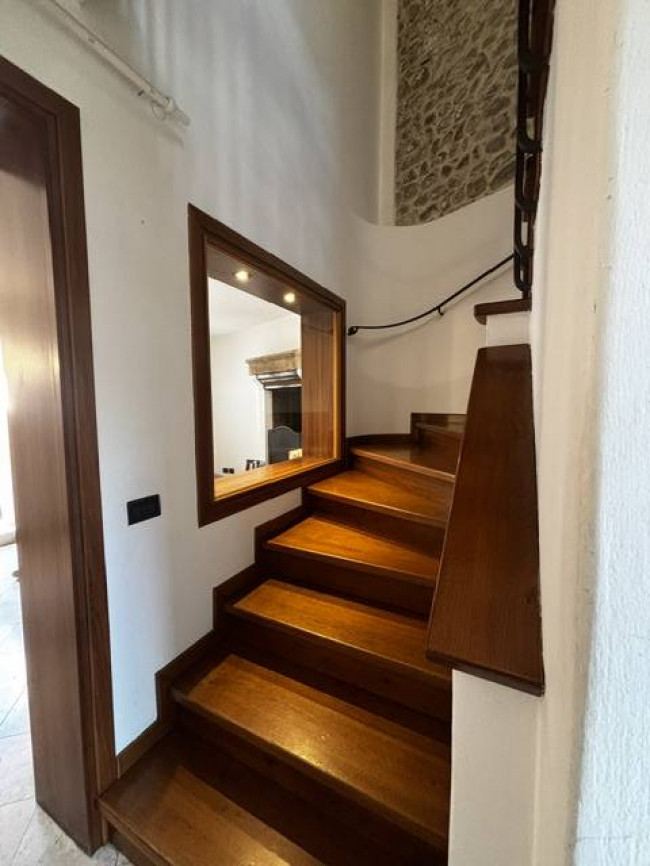 porzione di casa in Vendita a Asolo