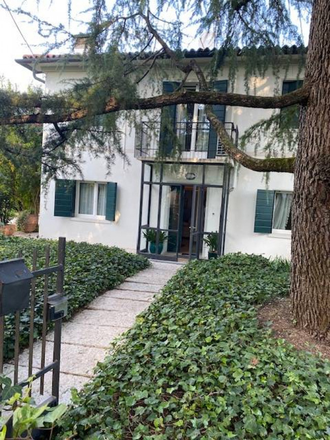 Villette a schiera in Affitto a Treviso