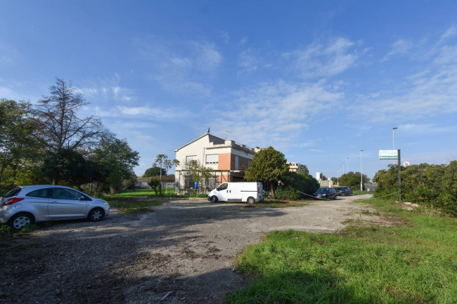 Albergo/Hotel in vendita a Vasto (CH)