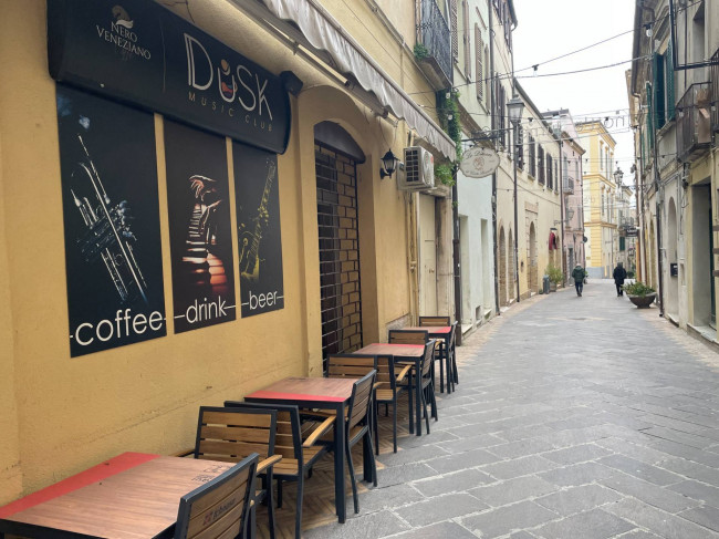 Attività commerciale