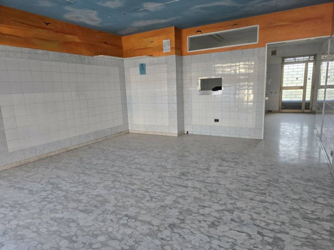 Locale commerciale