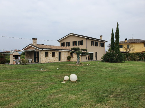 Villa in Affitto a Montegaldella