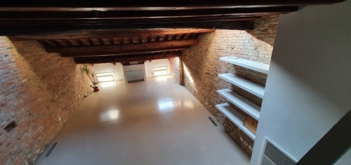 Penthouse for Rent to Vicenza