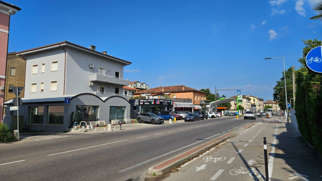 Negozio in Affitto a Vicenza