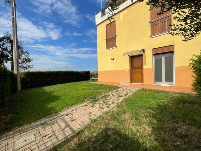 Villette a schiera in Affitto a Castegnero