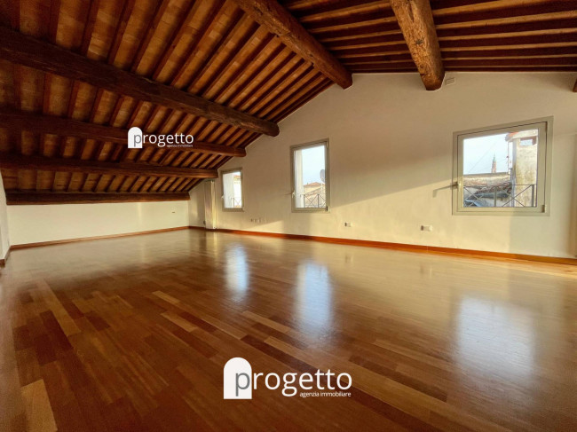 Attico in Affitto a Vicenza