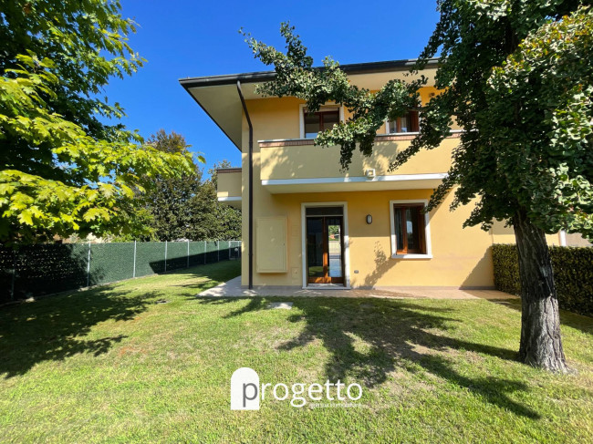 Casa a schiera in Affitto a Quinto Vicentino