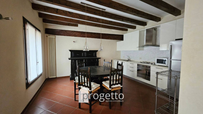 Appartamento in Affitto a Vicenza
