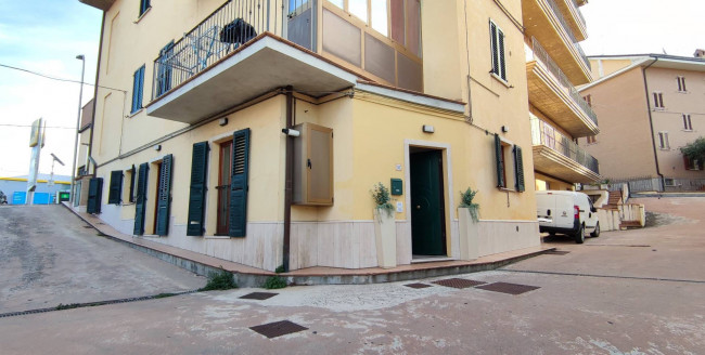Apartment for Sale to Monte San Giusto
