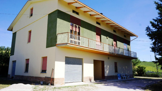 Single House for Sale to San Ginesio