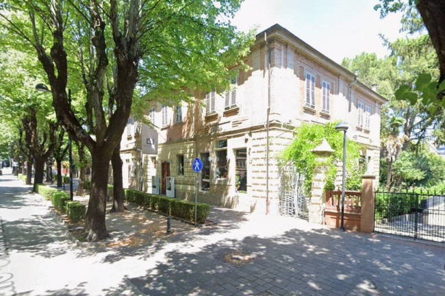 CASA CIELO/TERRA in Vendita a Tolentino