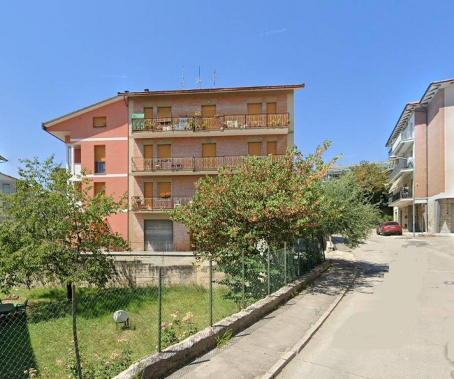 Appartamento in Vendita a Tolentino