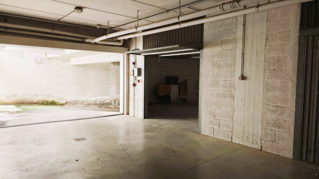 Box o garage in Vendita a Tolentino