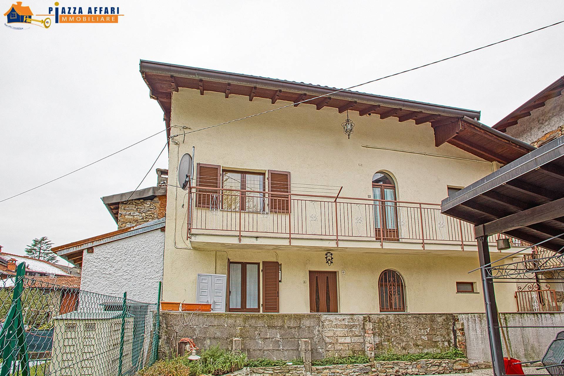 Casa singola in vendita a Cugliate-Fabiasco