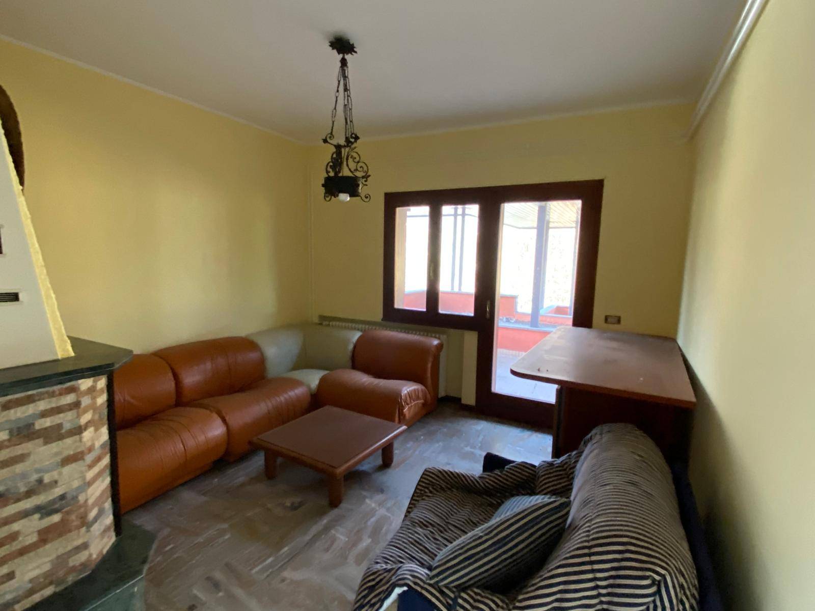 Appartamento in affitto a Cadegliano-Viconago