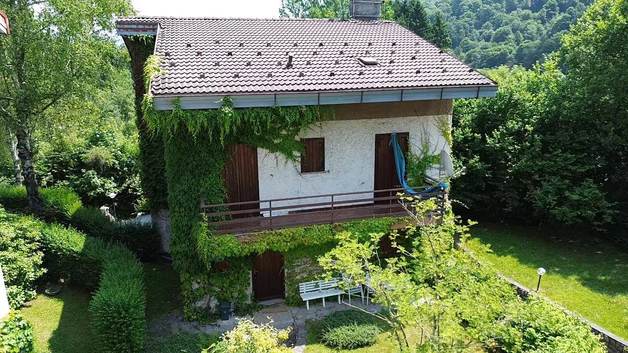 Villa Bifamigliare in vendita a Alta Valle Intelvi