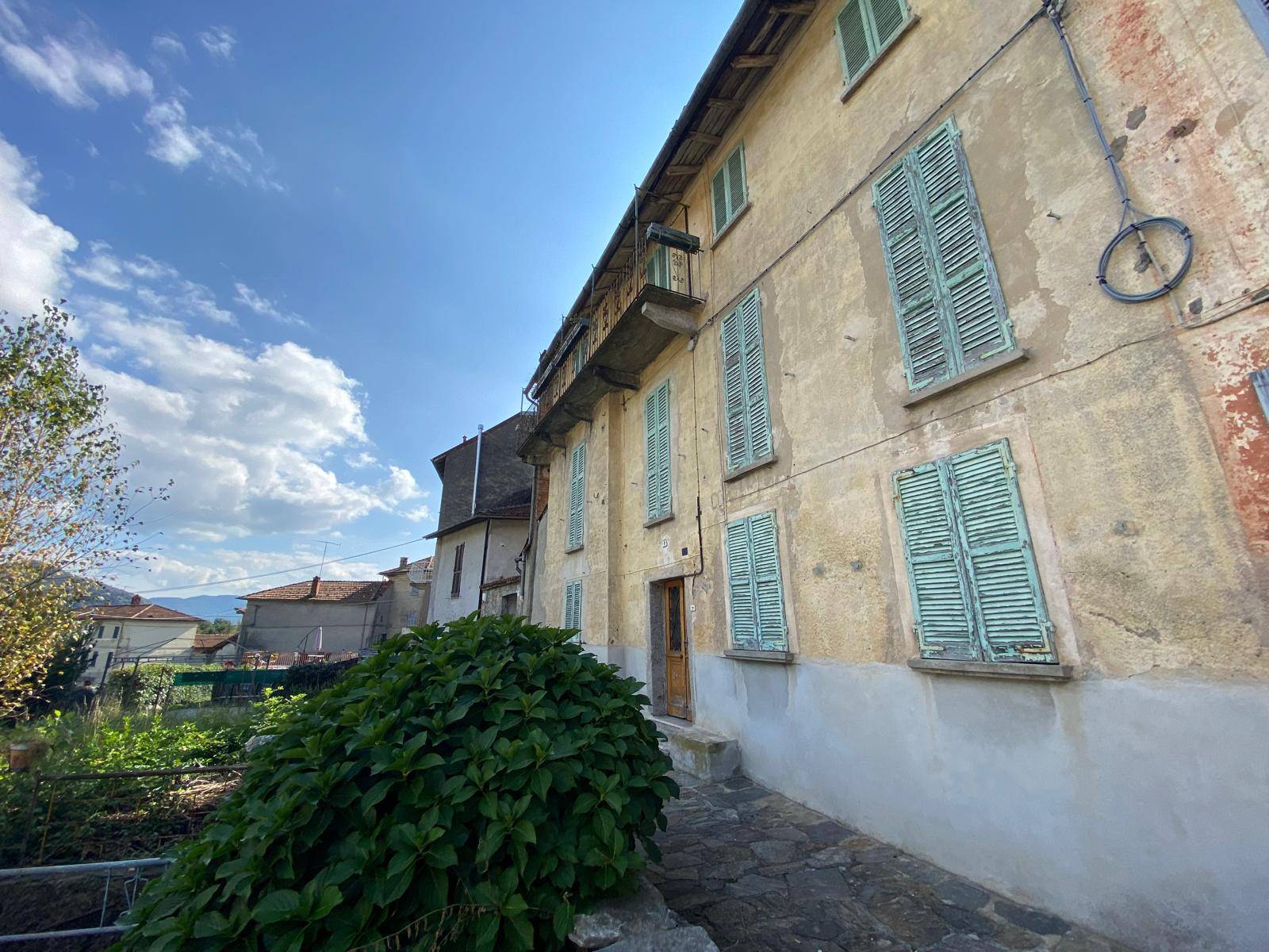 Porzione di Casa Terra / Cielo in vendita a Dumenza
