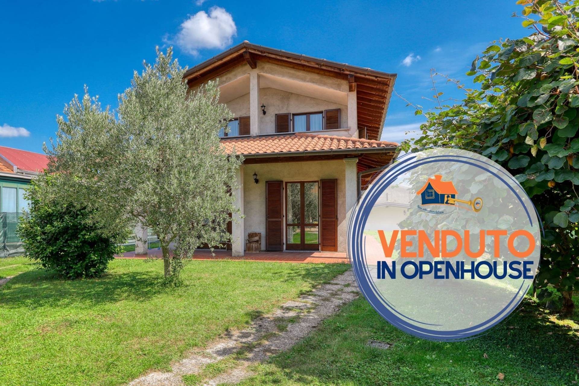Villa in vendita a Carnago