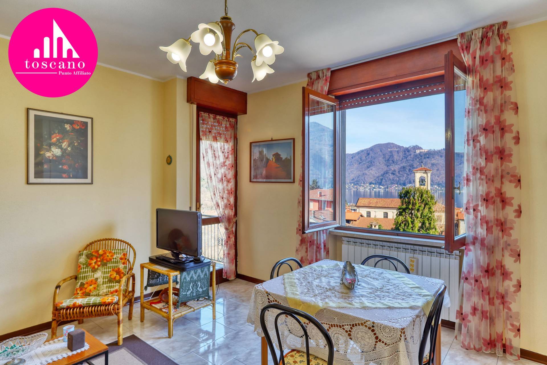 Appartamento in vendita a Brusimpiano