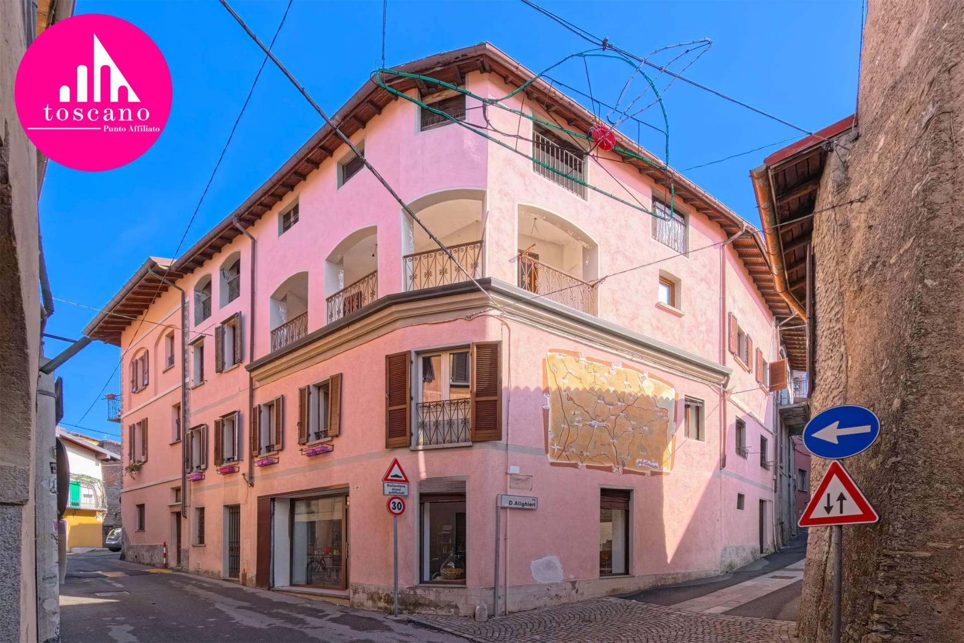 Appartamento in vendita a Cunardo