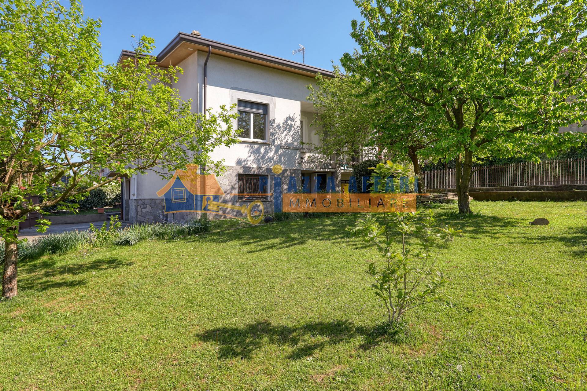 Villa in vendita a Solbiate Arno