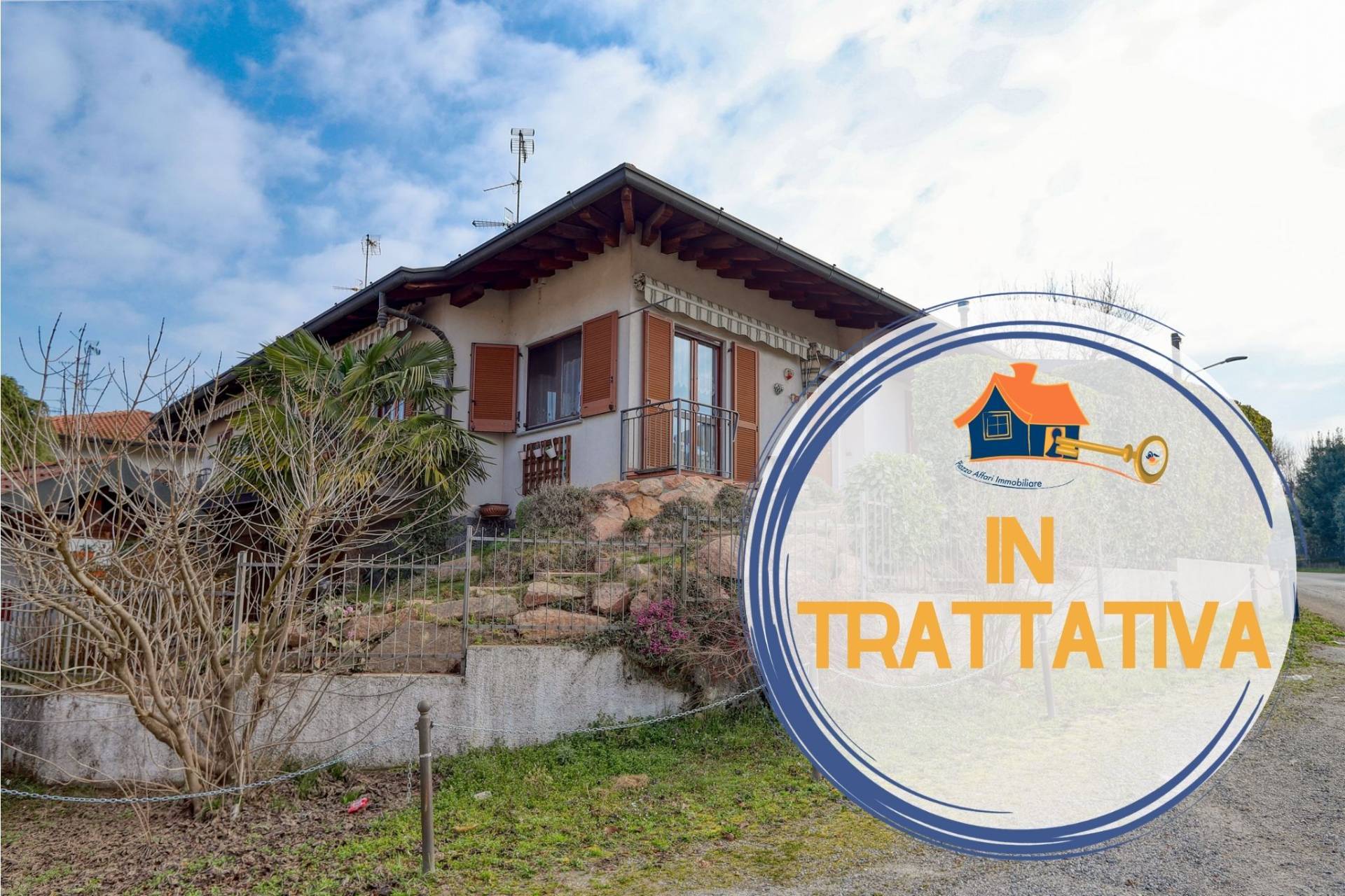 Villa in vendita a Carnago