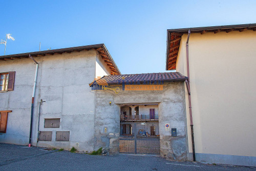 Appartamento in vendita a Carnago