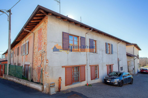 Appartamento in vendita a Carnago