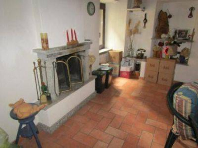 Casa singola in vendita a Brusimpiano