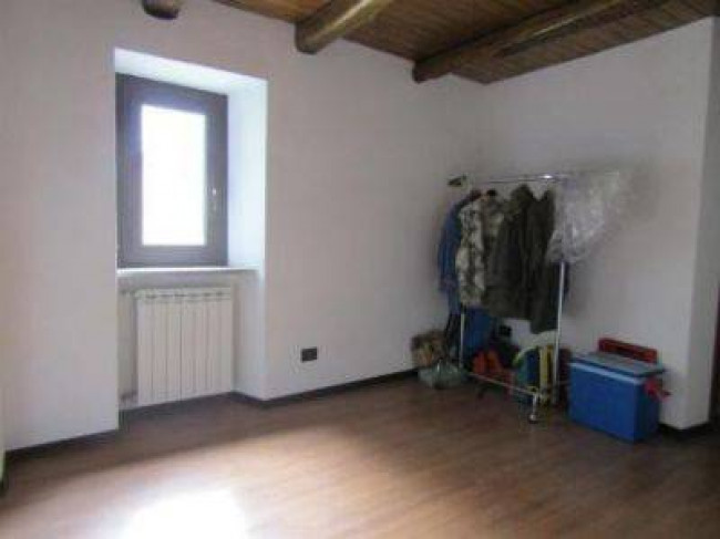 Casa singola in vendita a Brusimpiano