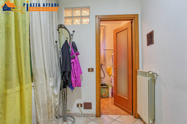 Porzione di Casa Terra / Cielo in vendita a Cadegliano-Viconago