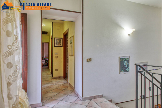 Porzione di Casa Terra / Cielo in vendita a Cadegliano-Viconago
