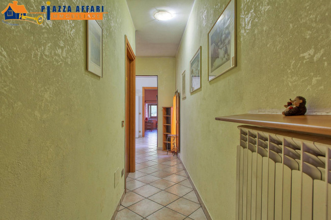 Porzione di Casa Terra / Cielo in vendita a Cadegliano-Viconago
