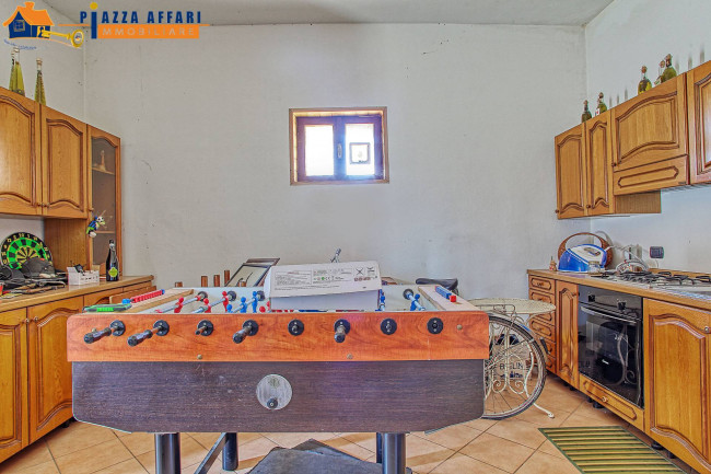 Porzione di Casa Terra / Cielo in vendita a Cuasso al Monte