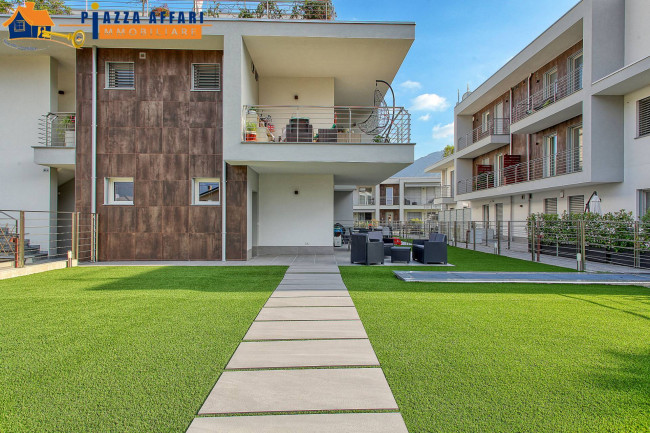 Appartamento in vendita a Lavena Ponte Tresa